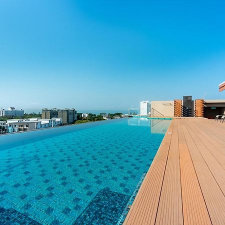 Lawinta Hotel Pattaya Jomtien Beach Exterior foto